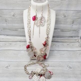 Jewellery 3 Piece Set - Necklace Bracelet and Earrings - Pink