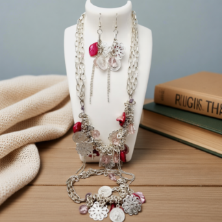 Jewellery 3 Piece Set – Necklace Bracelet and Earrings – Pink