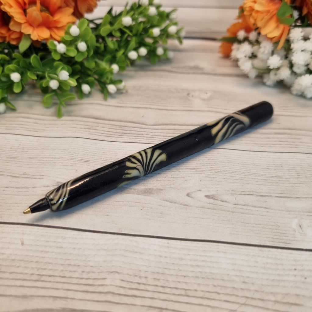 Arthritis Relief Polymer Clay Pen for Pain-Free Writing – Black Fern
