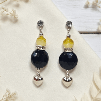 Elegant Stud Earrings with Heart Charm Champagne