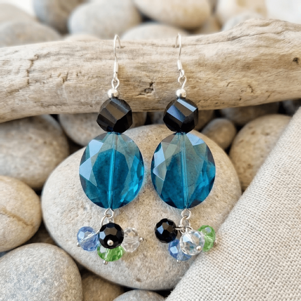 Heart of the Ocean Jewel Cluster Earrings – blue/green