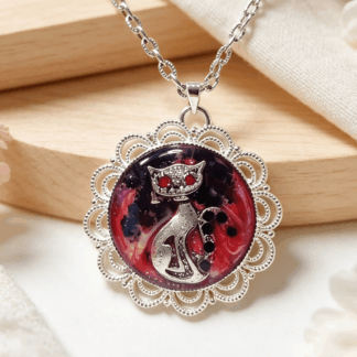 Silver Resin Pendant – Bewitching Cat
